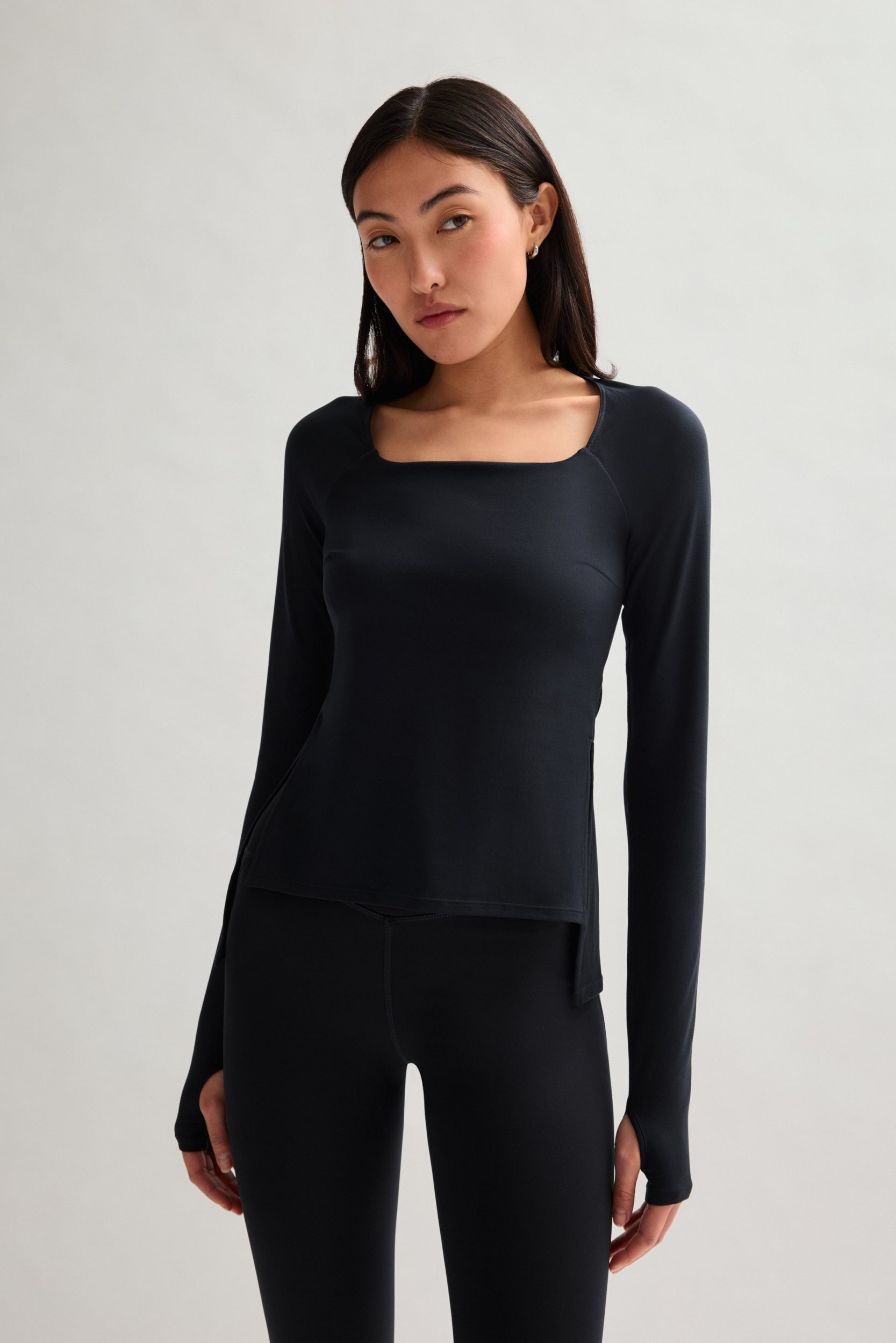 Black ReSet High-Low Long Sleeve Top