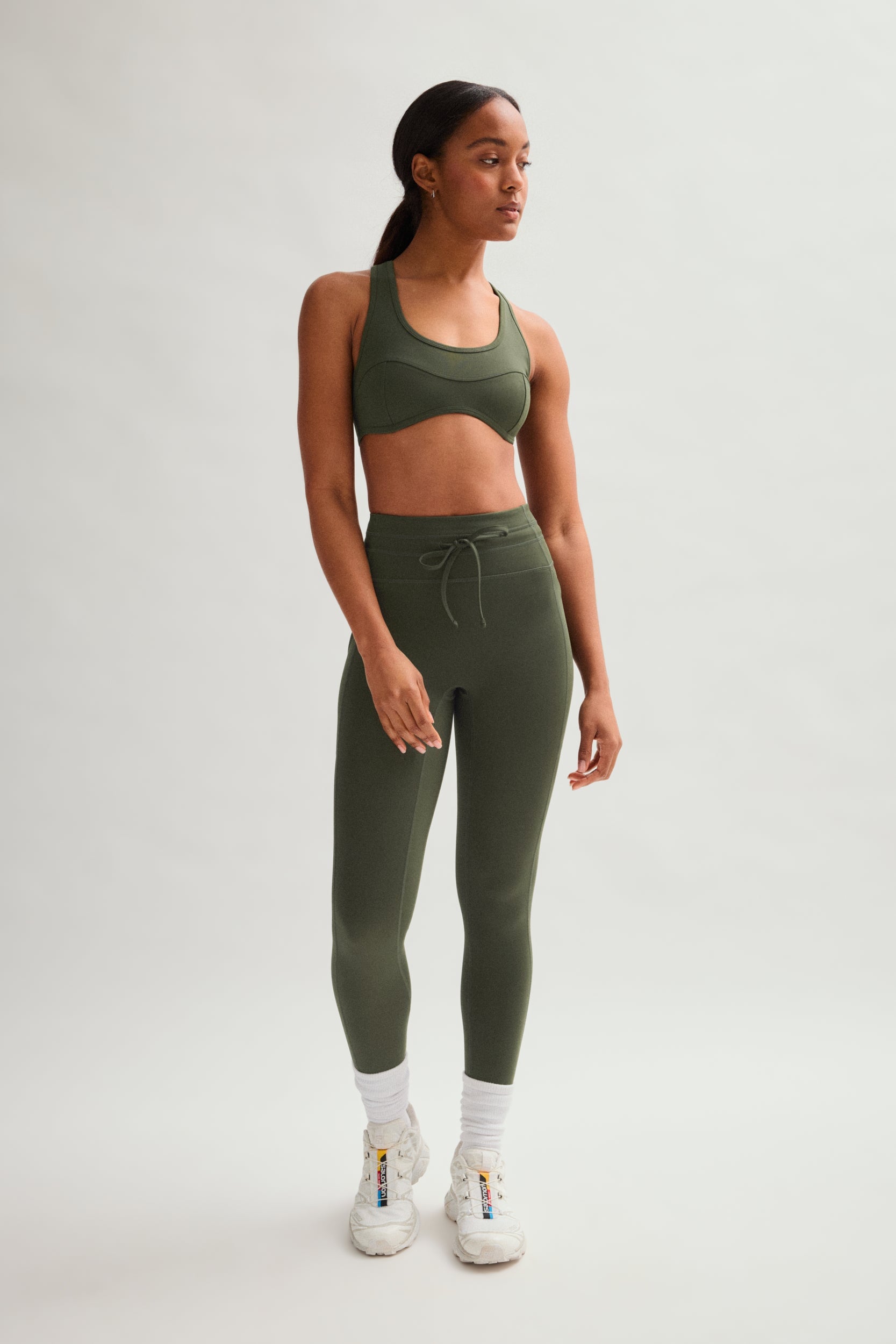 Terrace Compressive Drawstring Pocket Legging